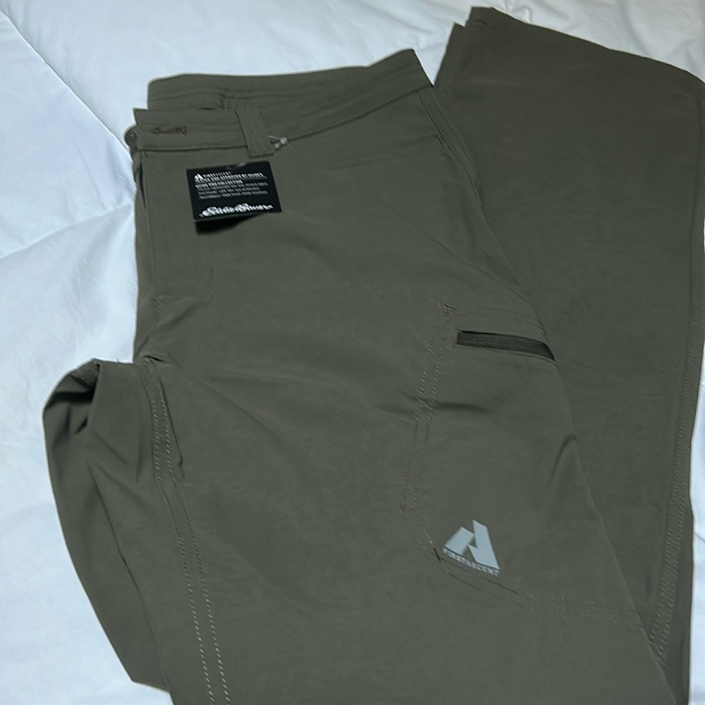 NWT Ladies Eddie Bauer Guide Pro pants- Size 6.  New with tags.